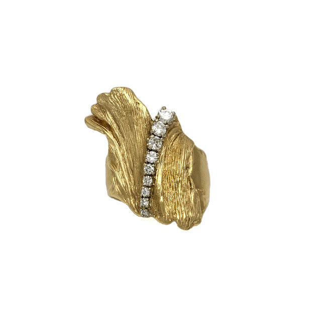 This item has been adopted but we would be happy to custom create you something similar