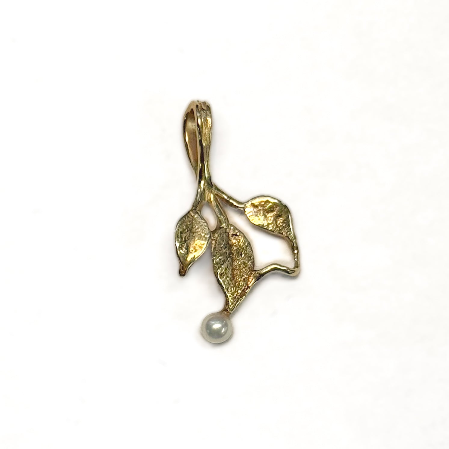 Leaf and Pearl Pendant
