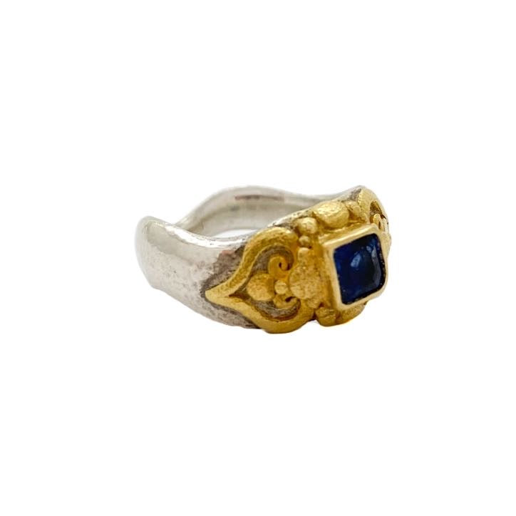 Glastonburg Blue Sapphire Ring