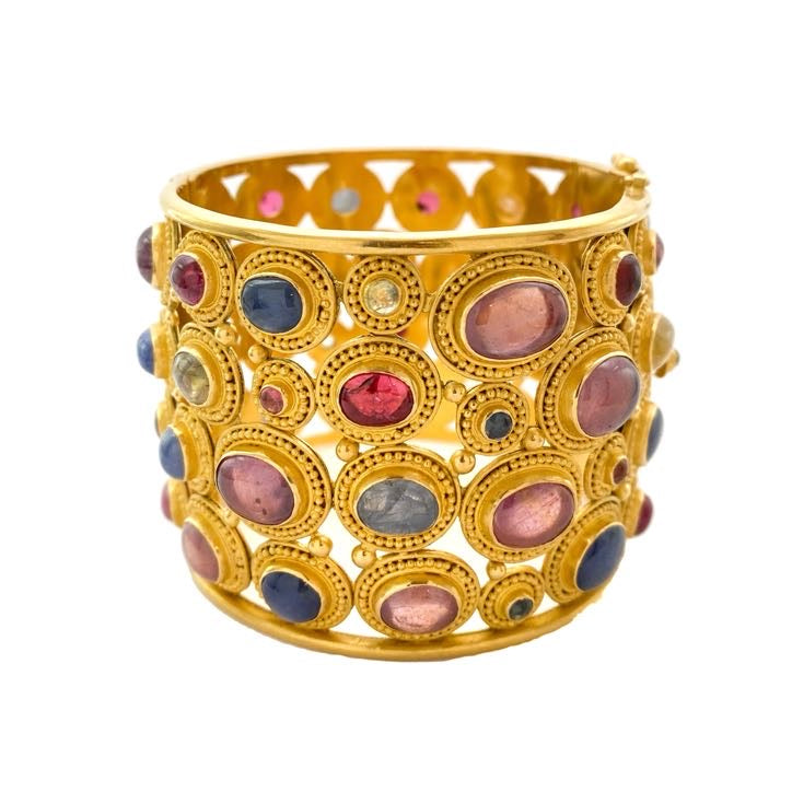 Peste Sapphire Cuff
